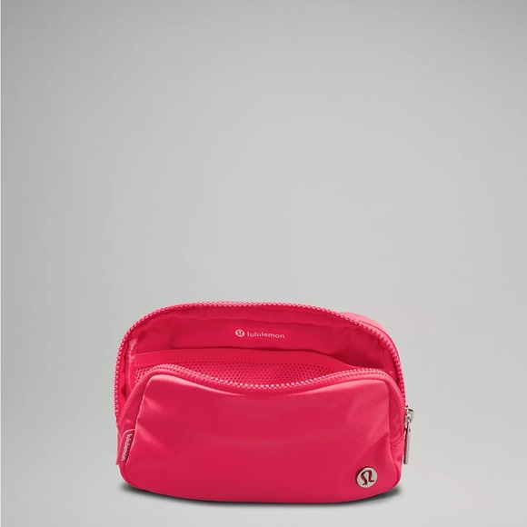 Lululemon everywhere belt bag glaze pink - Picture 6 of 6